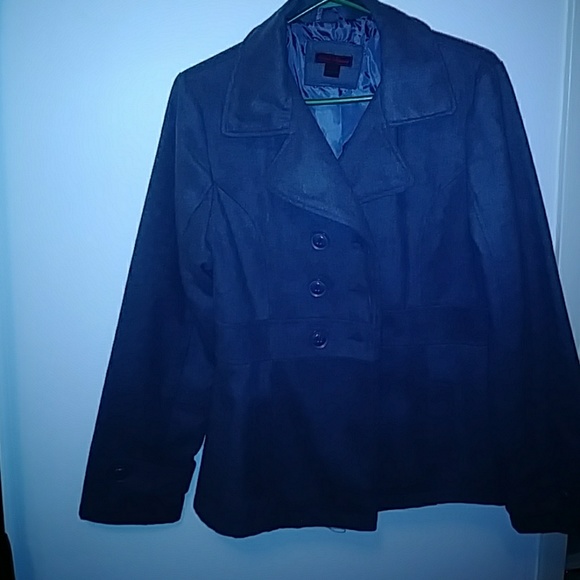 Coats - Picture 2 of 5